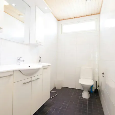 Spacious For 8 With Sauna * 케라바